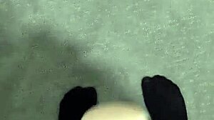 Transgirl fucks fleshlight in full video!