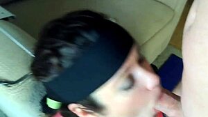 Amateur Wife's Head on Fucking Machine BJ