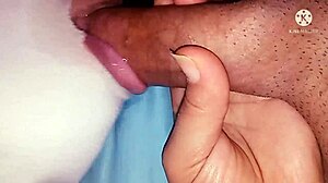 Arab Girl Gives Good BLOWJOB, Then RIDES Big Ass