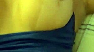 gemendo gostoso com a maquina no pelo