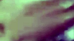 New viral video call sex with indonesian girlfriend in bedroom fucking