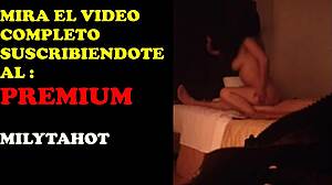 Grabo a mi esposa teniendo sexo con mi compadre con camara escondida y se la coje sin condon