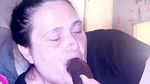 No teeth gumjob leads to accidental facial 😲