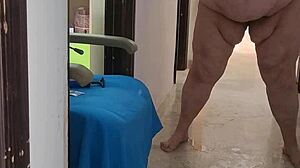 Coolmarina Meona Discovers New Toy For Hard Fucking