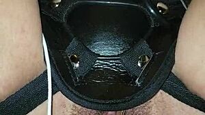 i playin with my girls sweet pussy on webcam