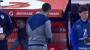 Fat canary and ex-bald pregnant fuck in four in argentina scratch card at home