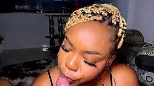 hermanastra prueba por primera vez una gran polla