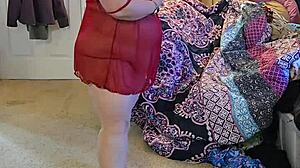 BBW babe strips out of her lingerie teasingly