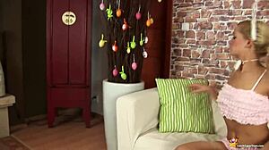 Sexy Milf Bunny Fingering Her Cunt