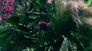 Batfuck Enters Poison Ivy's Garden Of Lust For Intense Fucking