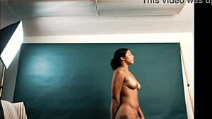 Exotic Hottie Spreads Wide