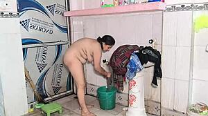 women laborers connect with contractor for extra earnings