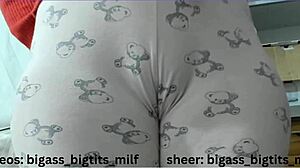 Milf In Pajamas Masturbates Big Ass With Camel Toe