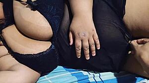 meia irm� vai na festa descansa e acaba sendo fudida pelo seu meio irm�o e leva muita gozada na boca