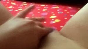 Stranger's video call leads to her intense masturbation session