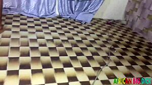 I got horny meeting my naked stepmom at the door for hot sex