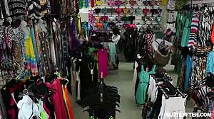 Senior Officer Shows Rookie Right Way of Searching