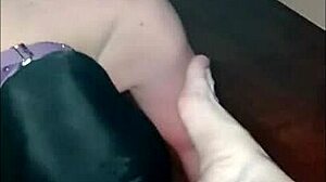 Maîtresse Kantalie and Esclave Ebed in Amazones Croix Bondage