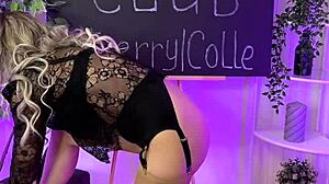 Nylon Club: Vogue Stockings in Provocative Amateur Display!