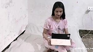 Indian college girl roleplays sex with beautiful desi muslim wife