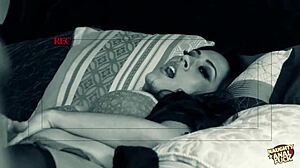 He licked her pussy and cum on face