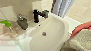 After museum walk, milf invited him home for fuck