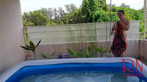 Breeath pause underwater domination rough sex nudist regina noir swimming sucks and fucks in the swimming pool c3