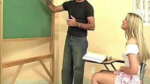 क्लासरूम पोर्न