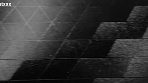 people casually chat about worshipping ditaya and her goddess-like presence in bdsm scenes with feet and domination