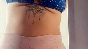 dei muito a buceta a noite e acordei desse jeito