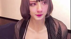 Sexy Crossdressing Cat Girl Masturbates on Stream.