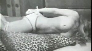 I have a secrit life in vintige bondage