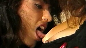 In downtown, the hairy bitches engaged in a vintage threesome with deepthroat and doggystyle.