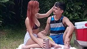 meu vizinho veio me comer bem gostoso enquanto meu marido trabalhava