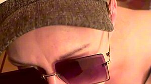 Can you believe this oral sex at home is so sweet in the throat