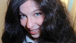 Quick Fuck with School-Girl Before Her Parents Get Home