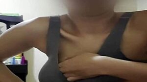 Is Ashira's Menstrual Day Too Steamy for Video Call Sex?