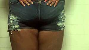 Teen Pees Then Farts Loudly In Bathroom