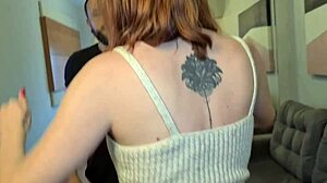 Brincadeira Entre Amigos Vira Troca De Casal - Morena Com Buceta Peludinha E Ruiva Com Bucetinha Rosa