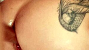 vixen blonde gets stretched by friend's big dick 😍