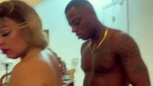 Bodybuilder Milf Takes Big Cock In Ass