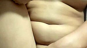 i'm so turned on that i cant stop masturbatin right now