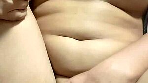 i'm so turned on that i cant stop masturbatin right now