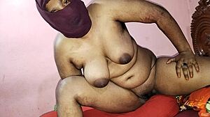 fuck deshi bhabhi and uncle in hot indian sex