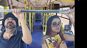 Estudante Encoxada Por Estranho No Onibus Em Publico