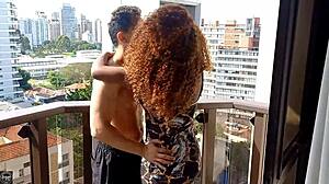 Quase me afoguei pela morena na piscina, ela fez boca e buceta em mim 😏