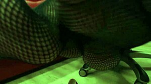 Boss Dominates With Face Sitting And Humiliation In Roleplay Lesson