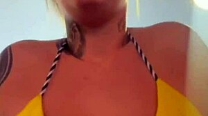 Treinando So De Biquini Fio Dental Na Academia De Frente A Praia Cheguei Ficar Toda Molhada De Tanto Tesao Que Escorria Nas Pernas Parecia Agua Do Mar