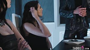 Manipulating her three stepsisters vr experience with a shared dream