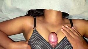 i kiss my college girlfriend's lips and suck her pussy hard